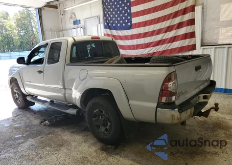2010 Toyota Tacoma Access Cab z USA, uszkodzony, nr VIN 5TEUU4EN8AZ704725